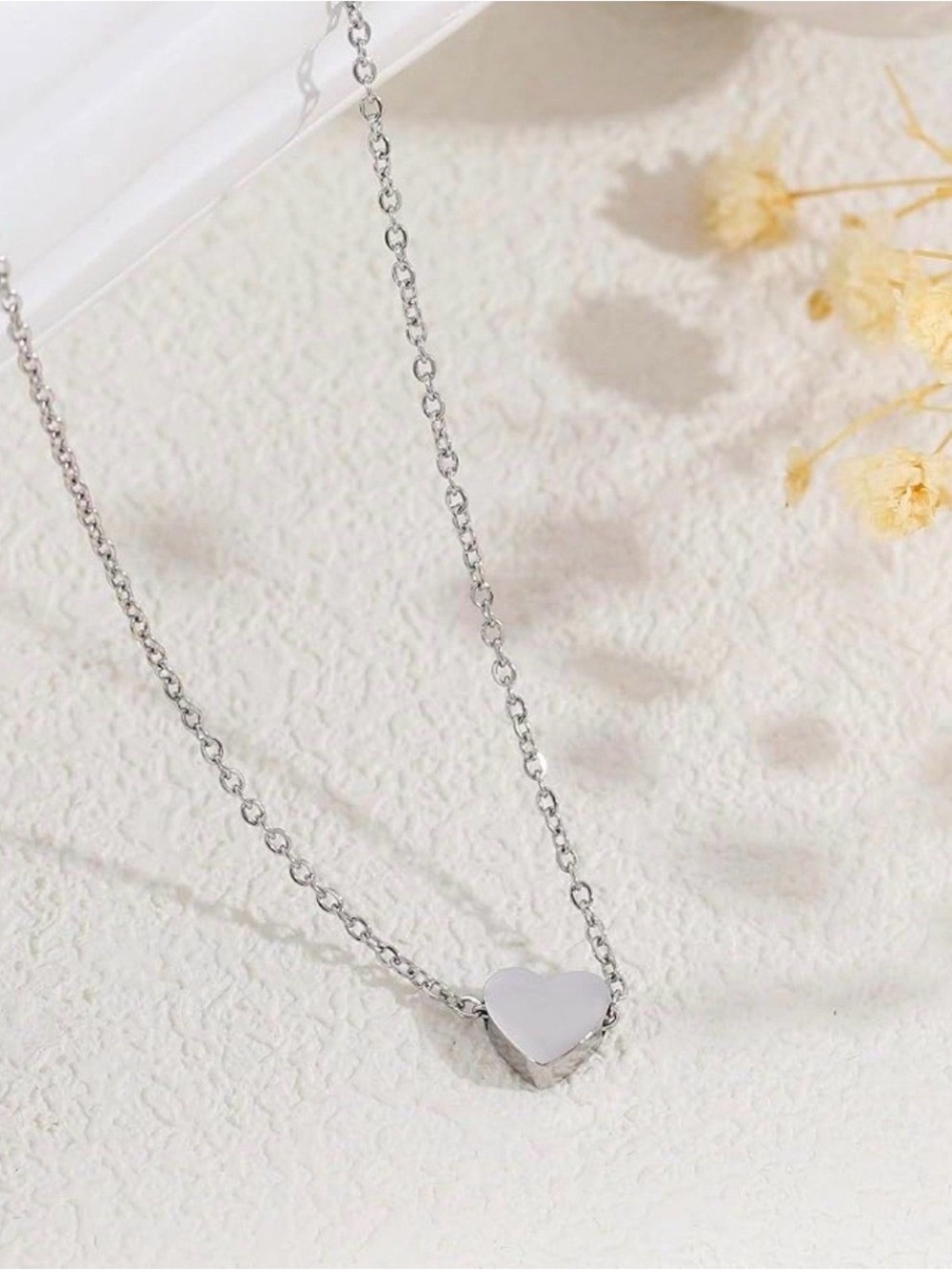 NWOT Silver-Tone Heart Pendant Necklace
